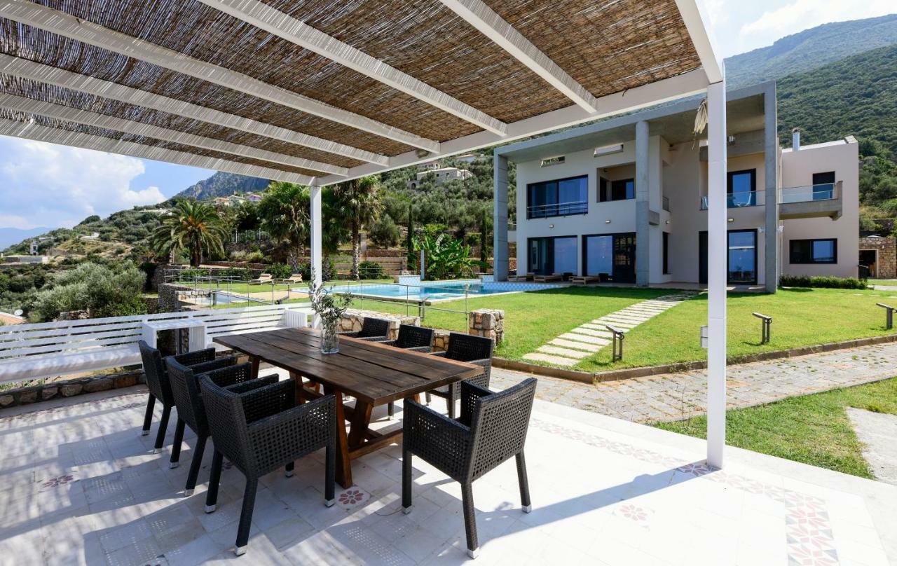 Landmark - Ορόσημο Verga Kalamata Exteriör bild